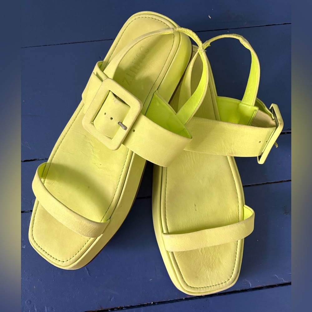 Schutz Bright Green Sandals - Size 10.5